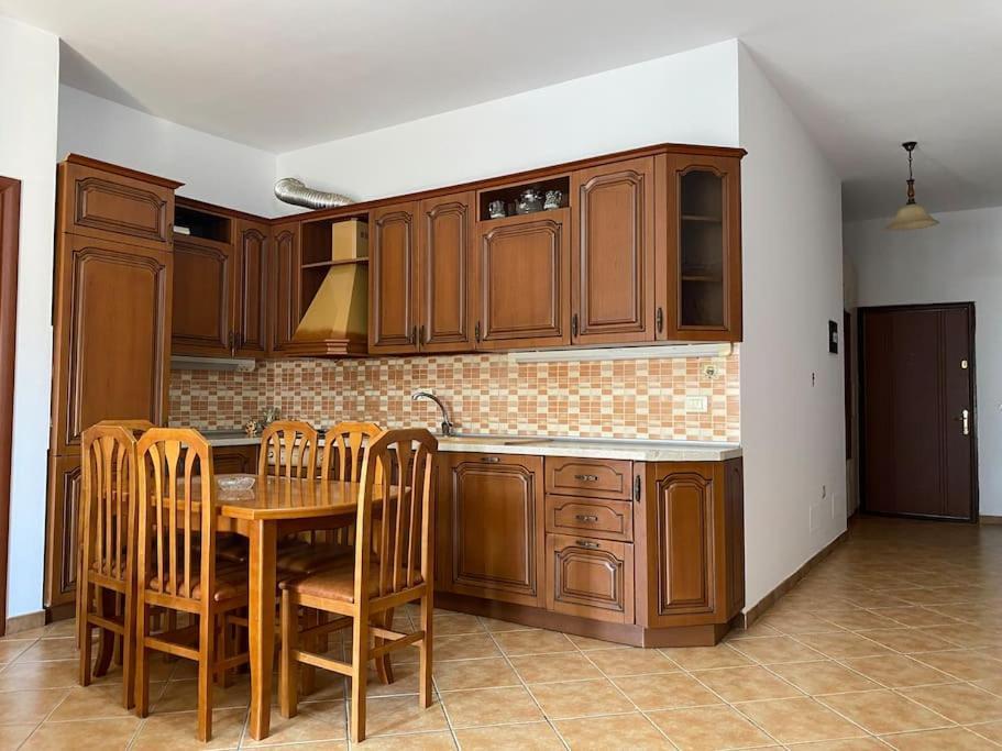 Roel Apartments Shkodra Center ภายนอก รูปภาพ